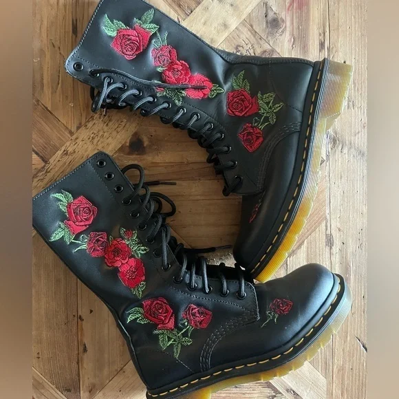 Dr Martens Floral Embroidered Boots - Picture 1 of 6